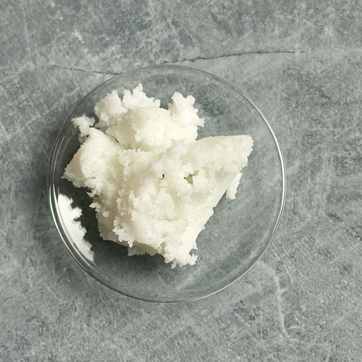 refined sheabutter on a small glas dish
